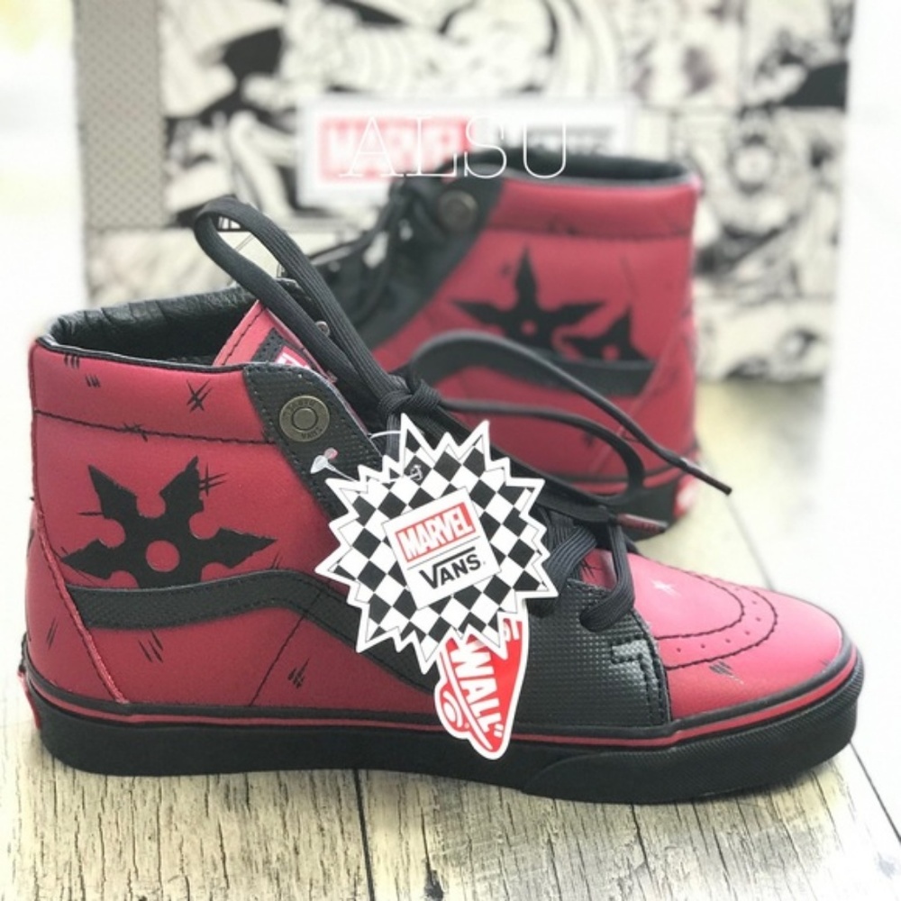 NWT VANS&Marvel SK8-HI Deadpool Black W AUTHENTIC - Picture 4 of 8